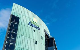 Holiday Inn Express Dundee By Ihg